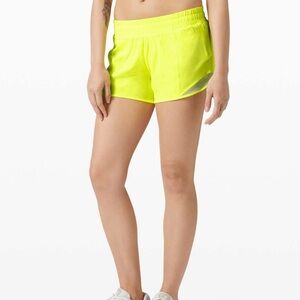 LULULEMON Highlight Yellow Hotty Hot Short II Long 4" Active Swift Low Rise Sz 2